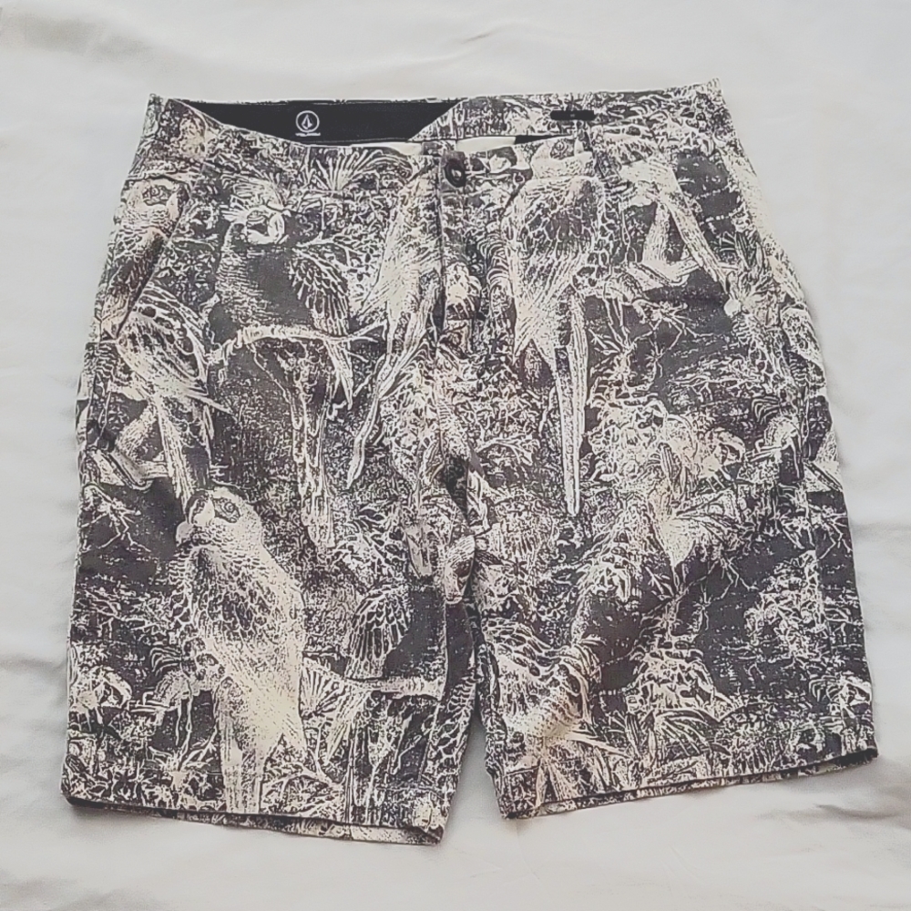 Volcom frickin chino tropical printed shorts size 33